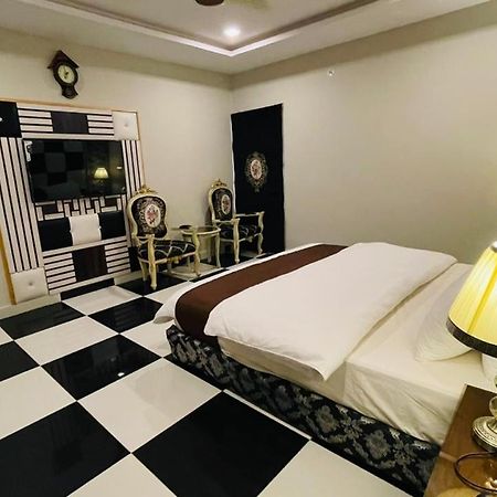 Golden Sand Hotel Rahim Yar Khan Exterior photo