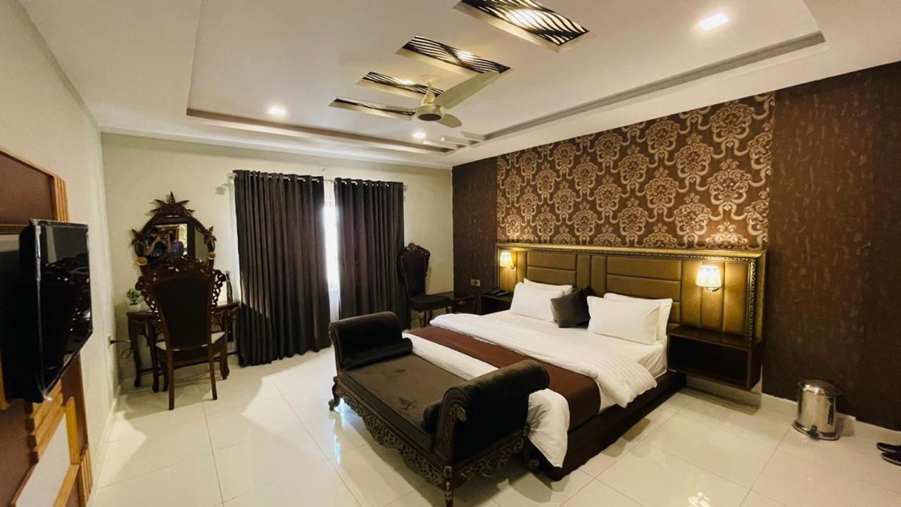 Golden Sand Hotel Rahim Yar Khan Exterior photo